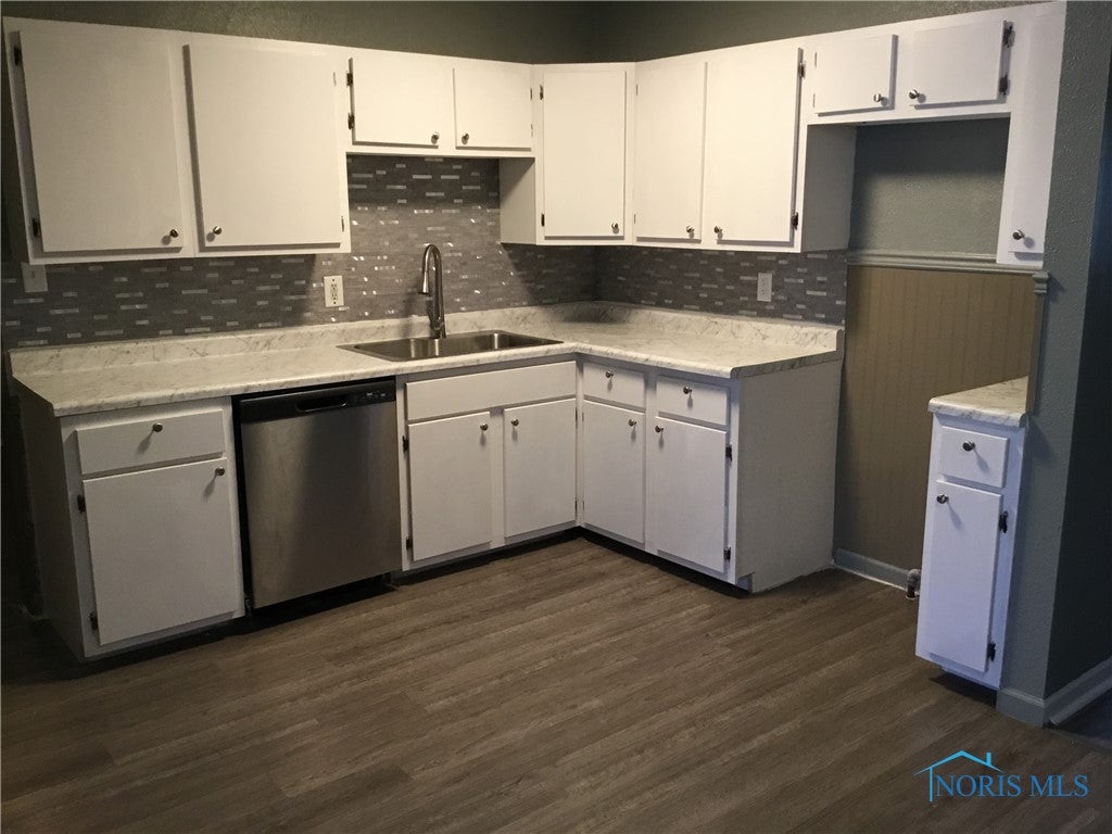 26 Clifton Road Toledo, OH 43607 - Photo 8 of 14 Gallery Image 8