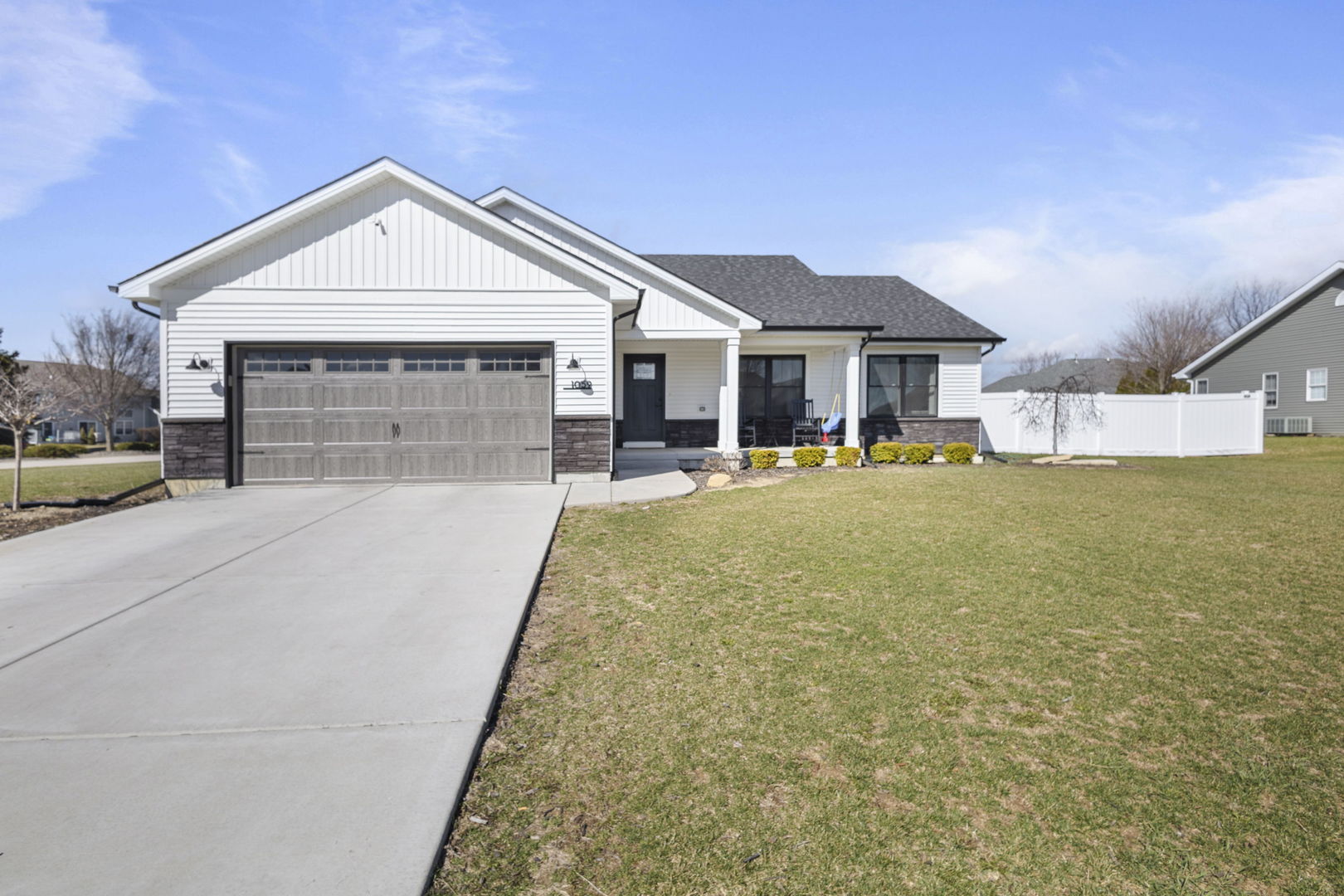 1059 Hummingbird Lane Peotone, IL 60468 - Photo 2 of 30 a swimming pool view with a outdoor seating