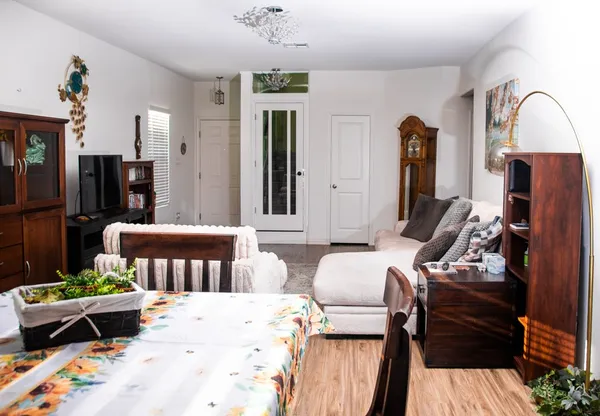 $312,500 | 208 Greatest Gift Way, Jarrell, TX 76537