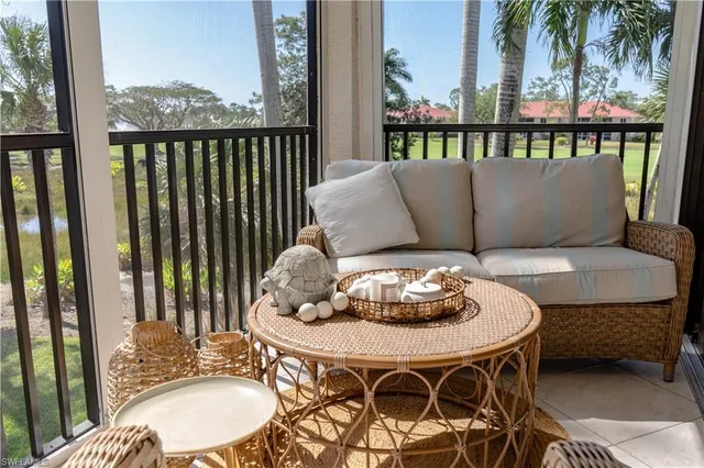 $4,000 | 265 Deerwood Circle, Unit 10, Naples, FL 34113