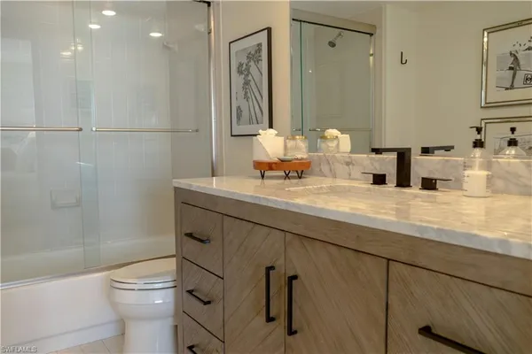 $5,000 | 265 Deerwood Circle, Unit 10, Naples, FL 34113
