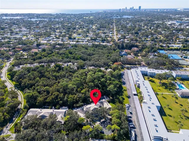 $749,950 | 306 Fan Palm Court Northeast, St. Petersburg, FL 33703