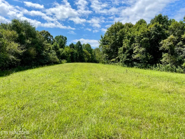 $8,100,000 | 400 Little Dogwood Valley Road, Kingston, TN 37763