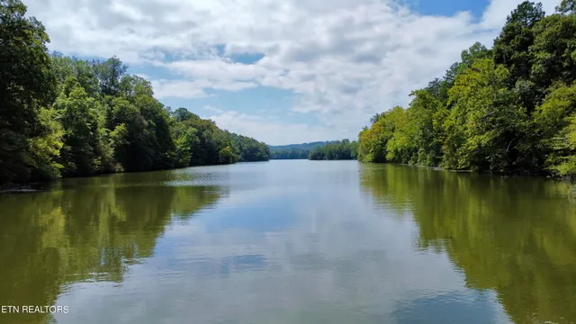 $8,100,000 | 400 Little Dogwood Valley Road, Kingston, TN 37763