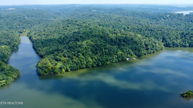 $8,100,000 | 400 Little Dogwood Valley Road, Kingston, TN 37763