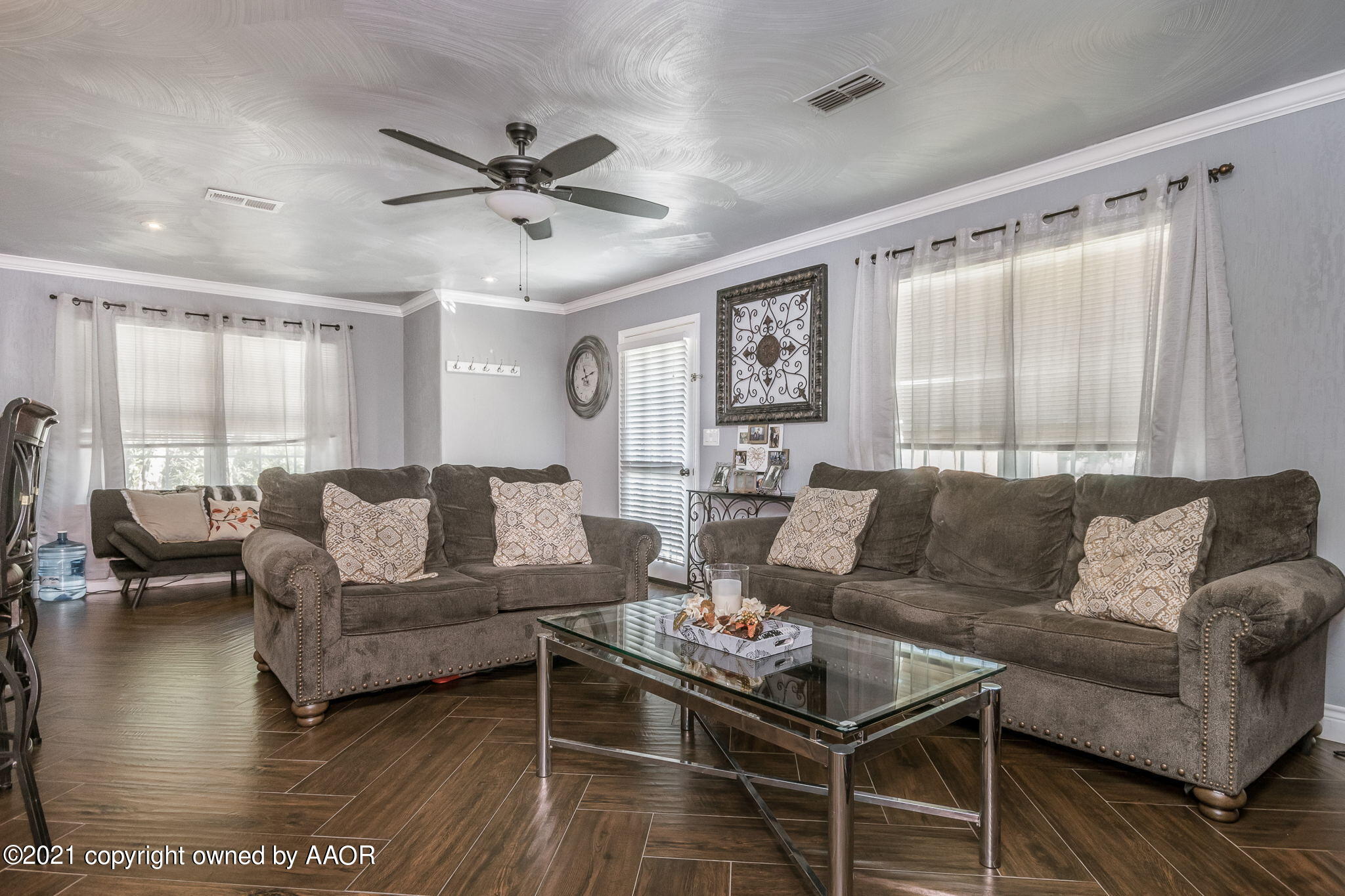4400 Parker Street Amarillo, TX 79110 - Photo 3 of 24 a living room with furniture and a large window