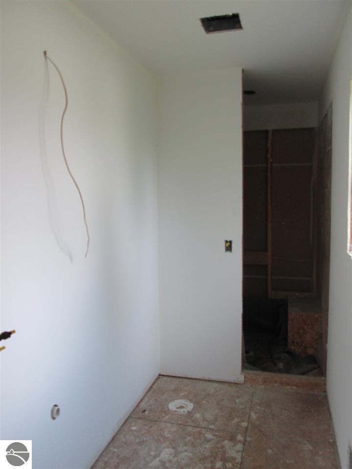 10519 Puffer Road Southwest Fife Lake, MI 49633 - Photo 28 of 35 1789673-27.JPG