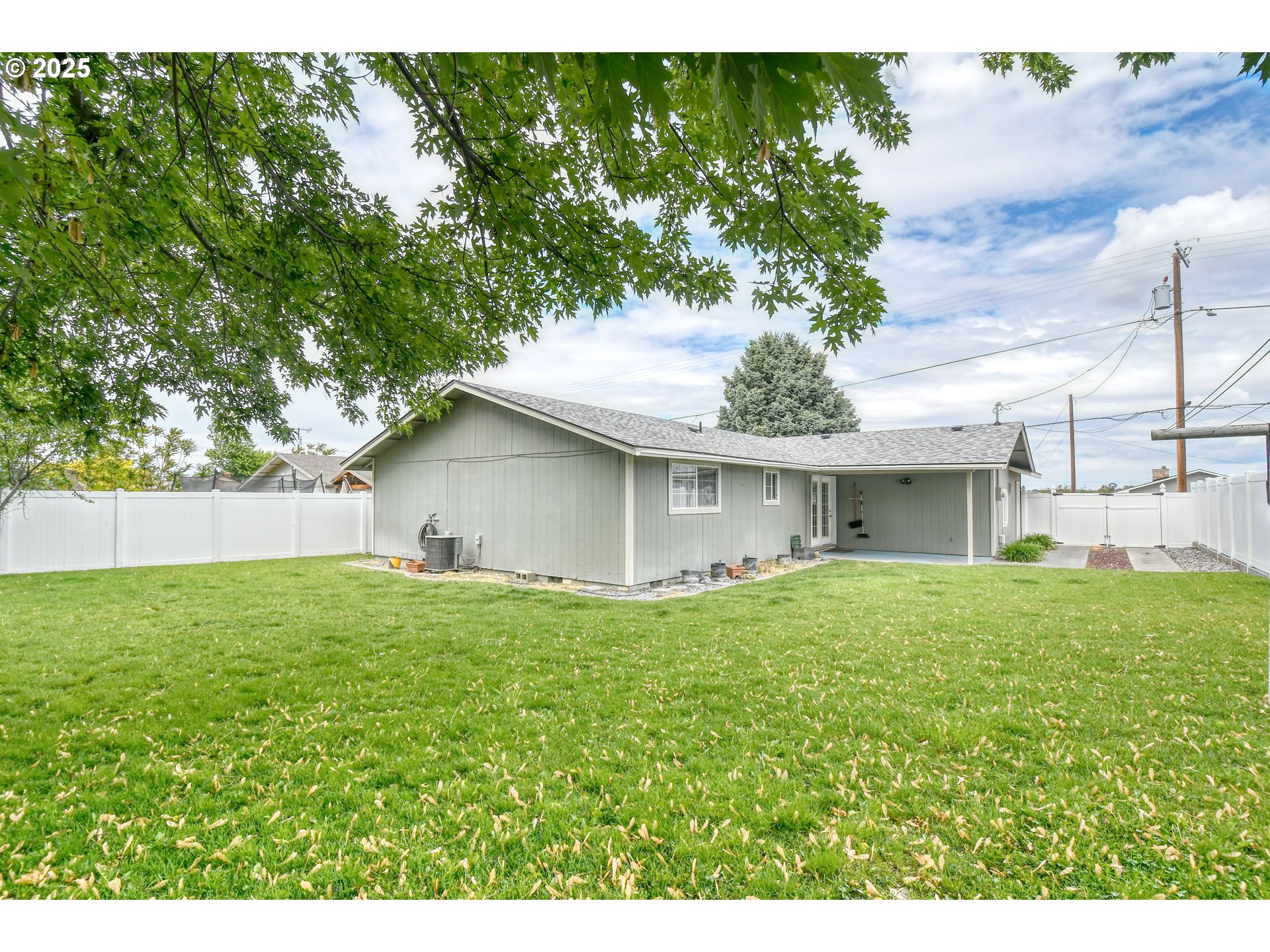 914 East Ridgeway Avenue Hermiston, OR 97838 - Photo 38 of 44 Gallery Image 38