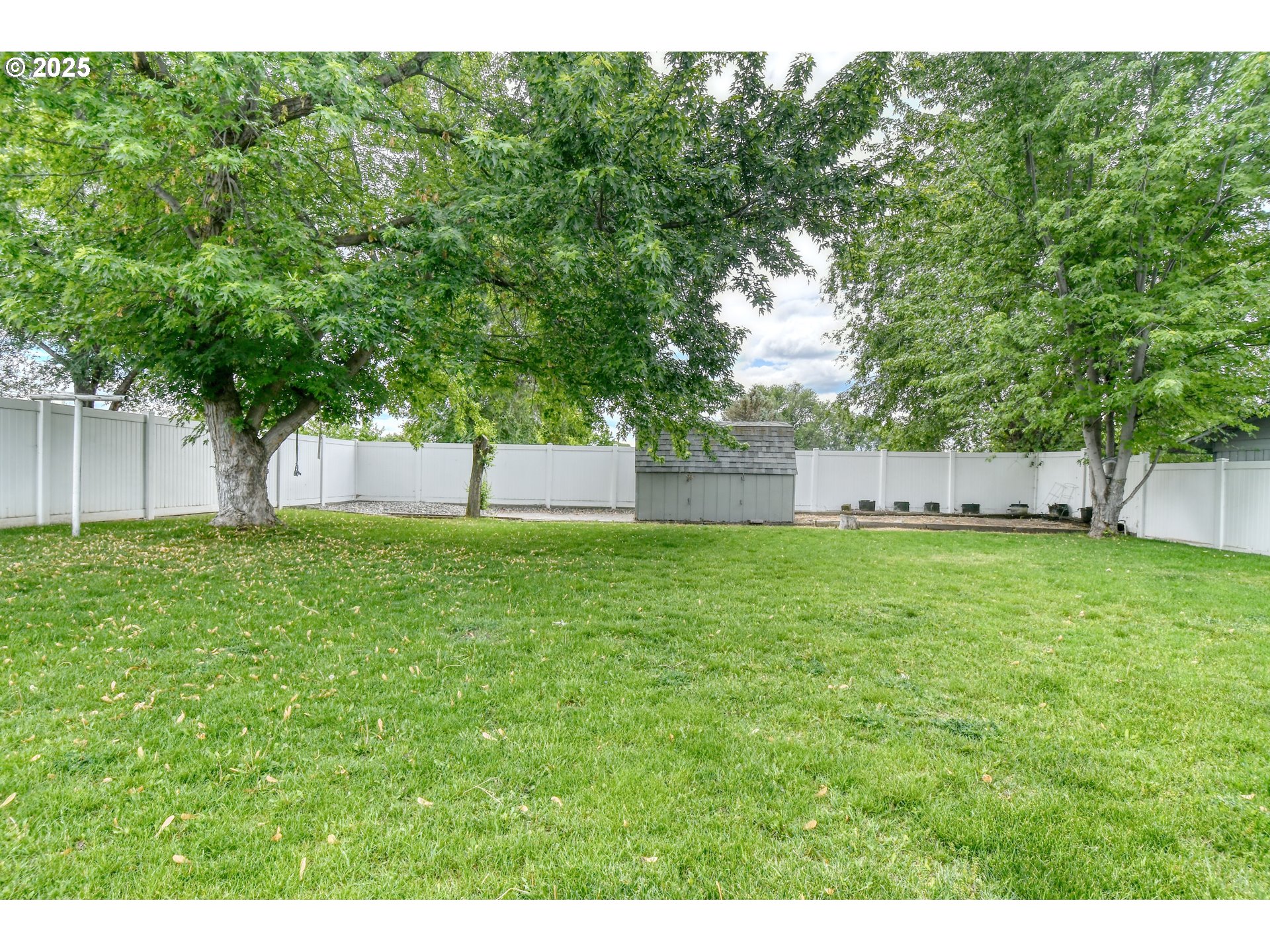 914 East Ridgeway Avenue Hermiston, OR 97838 - Photo 43 of 44 Gallery Image 43