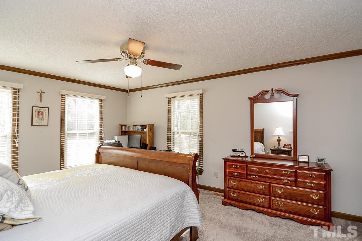 4312 Holly Run Road Apex, NC 27539 - Photo 14 of 25 Gallery Image 14