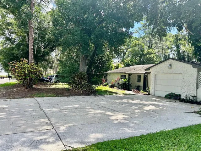 $674,900 | 17017 Paula Lane, Lutz, FL 33558