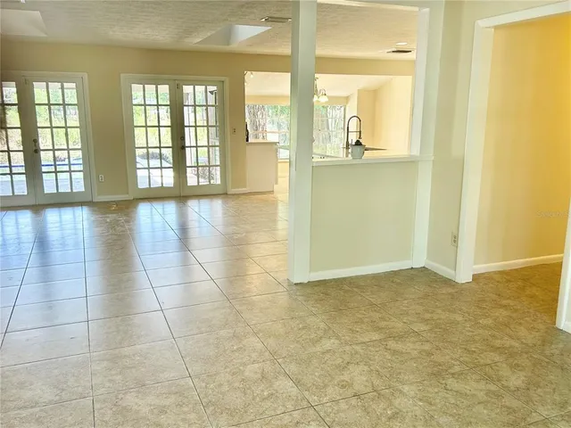 $674,900 | 17017 Paula Lane, Lutz, FL 33558