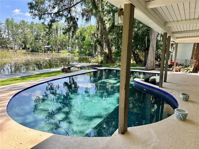 $674,900 | 17017 Paula Lane, Lutz, FL 33558