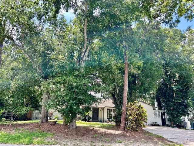 $674,900 | 17017 Paula Lane, Lutz, FL 33558