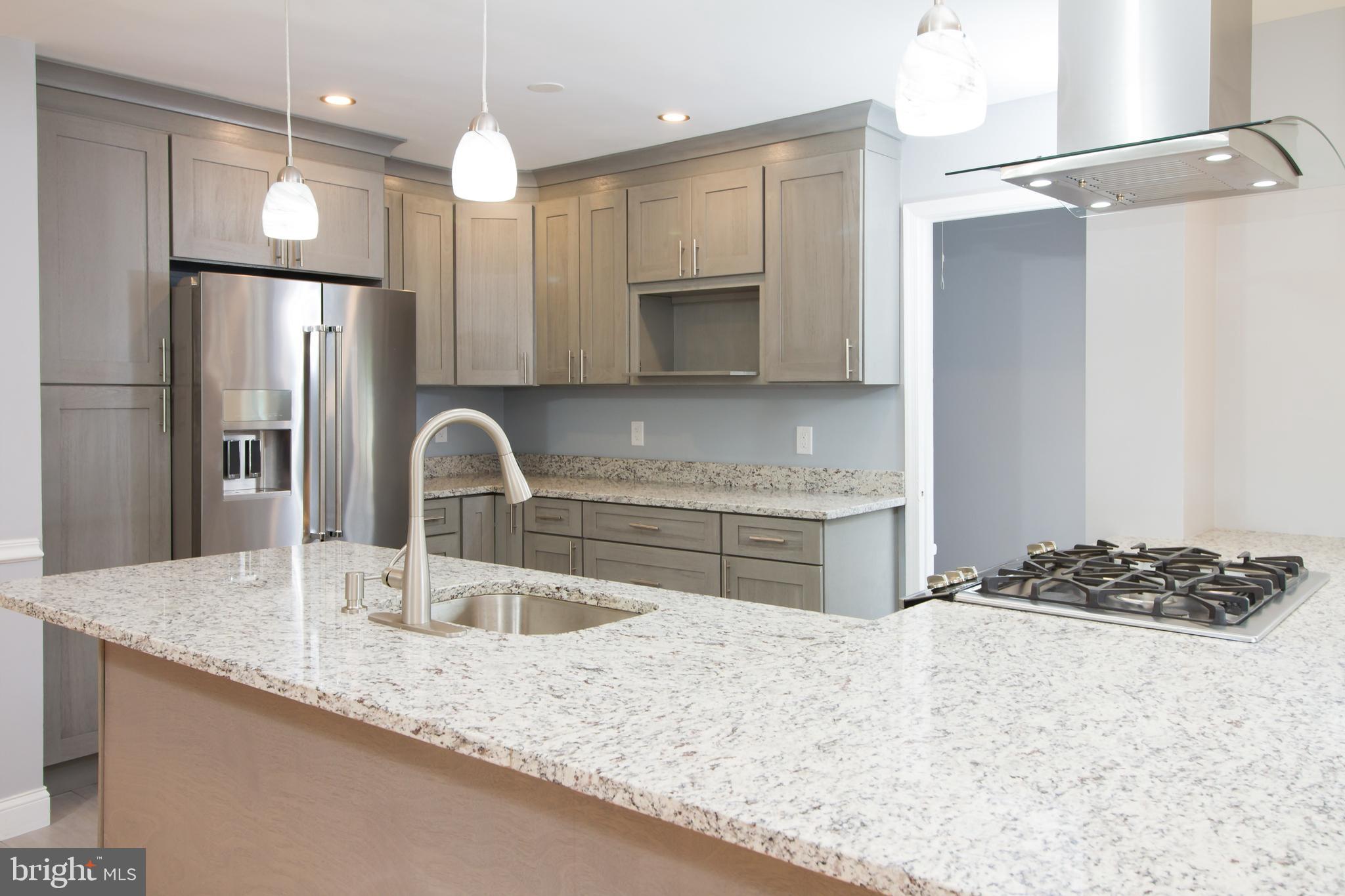 11437 Schuylkill Road Rockville, MD 20852 - Photo 2 of 43 Kitchen