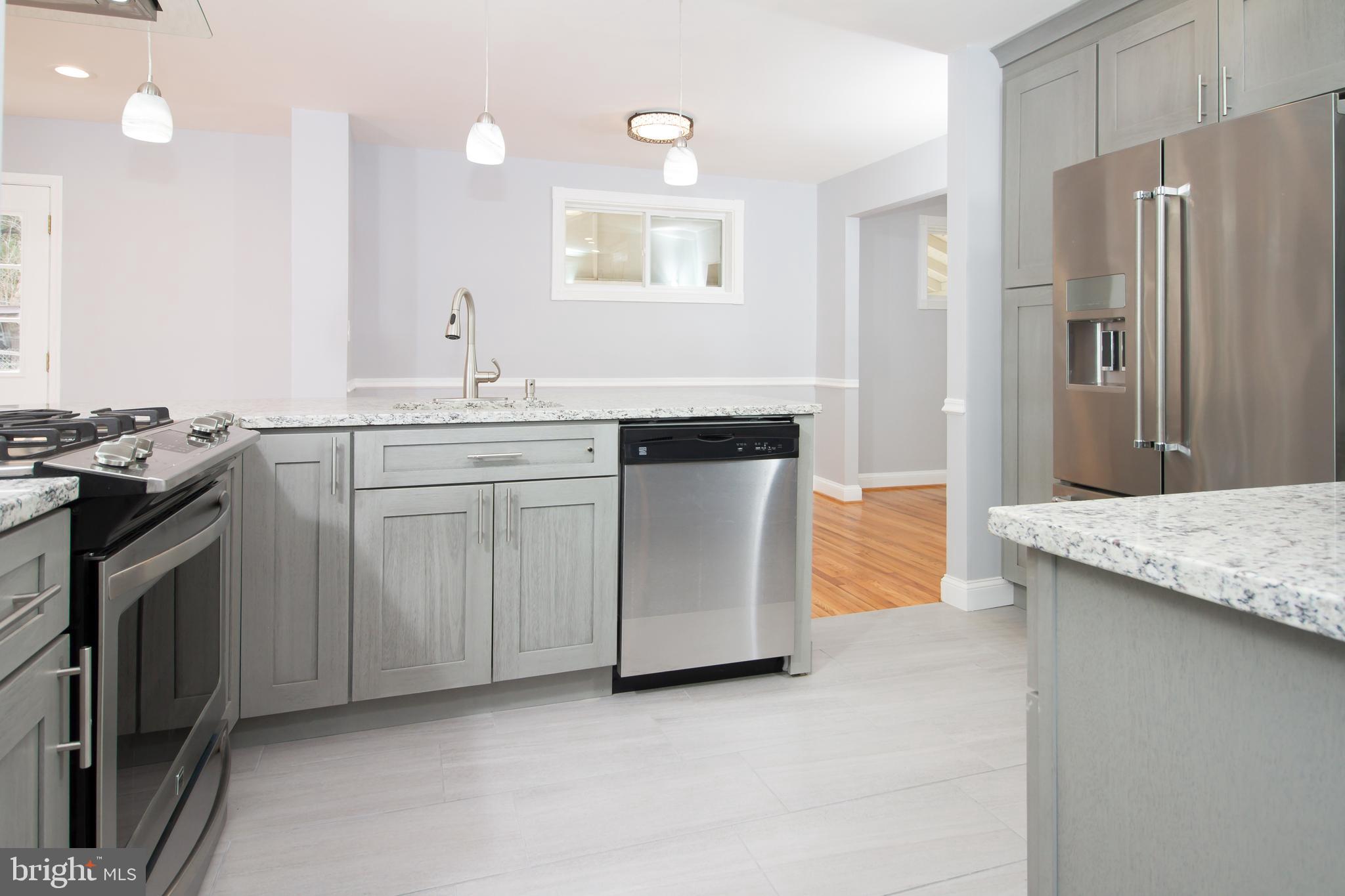 11437 Schuylkill Road Rockville, MD 20852 - Photo 6 of 43 Kitchen