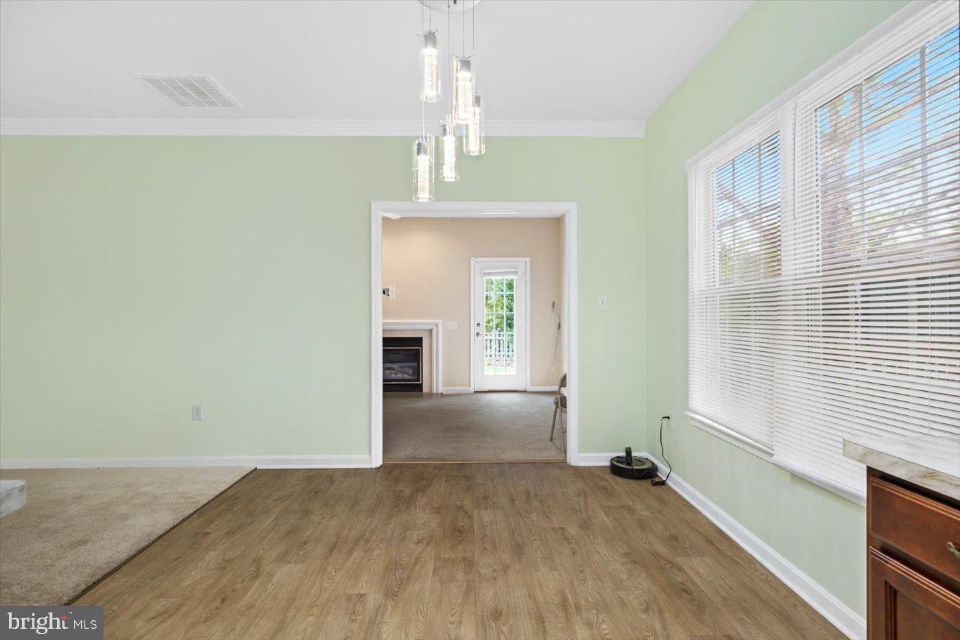 6906 Castleton Drive Fredericksburg, VA 22407 - Photo 16 of 31 Kitchen to Den
