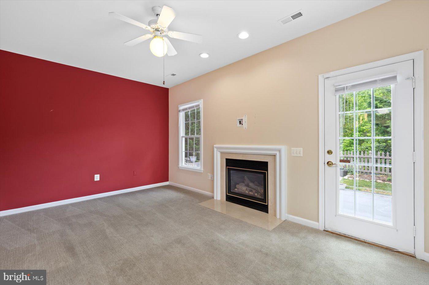 6906 Castleton Drive Fredericksburg, VA 22407 - Photo 17 of 31 Den