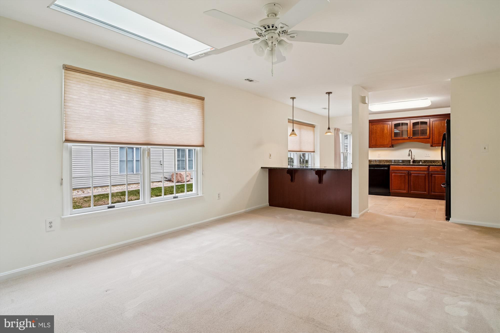 524 Coover Road Annapolis, MD 21401 - Photo 14 of 67 a big room with windows and cabinet