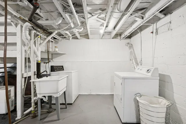 $299,500 | 954 43rd Avenue Northeast, Columbia Heights, MN 55421