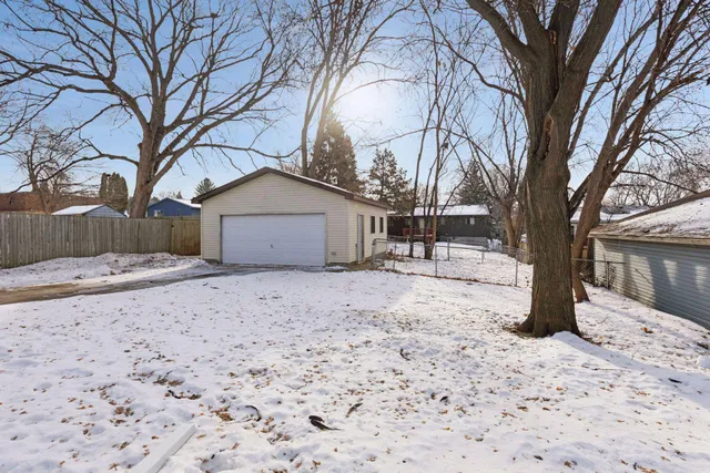 $299,500 | 954 43rd Avenue Northeast, Columbia Heights, MN 55421