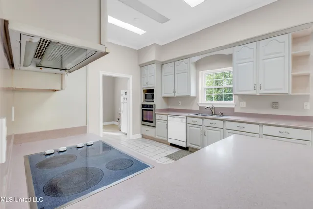 $430,000 | 79293 Diamondhead Drive East, Diamondhead, MS 39525