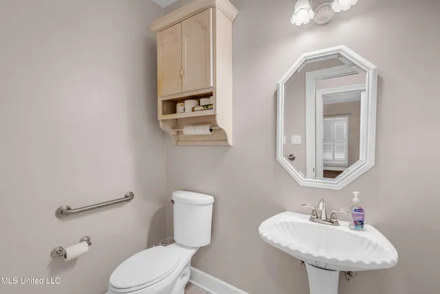 $430,000 | 79293 Diamondhead Drive East, Diamondhead, MS 39525