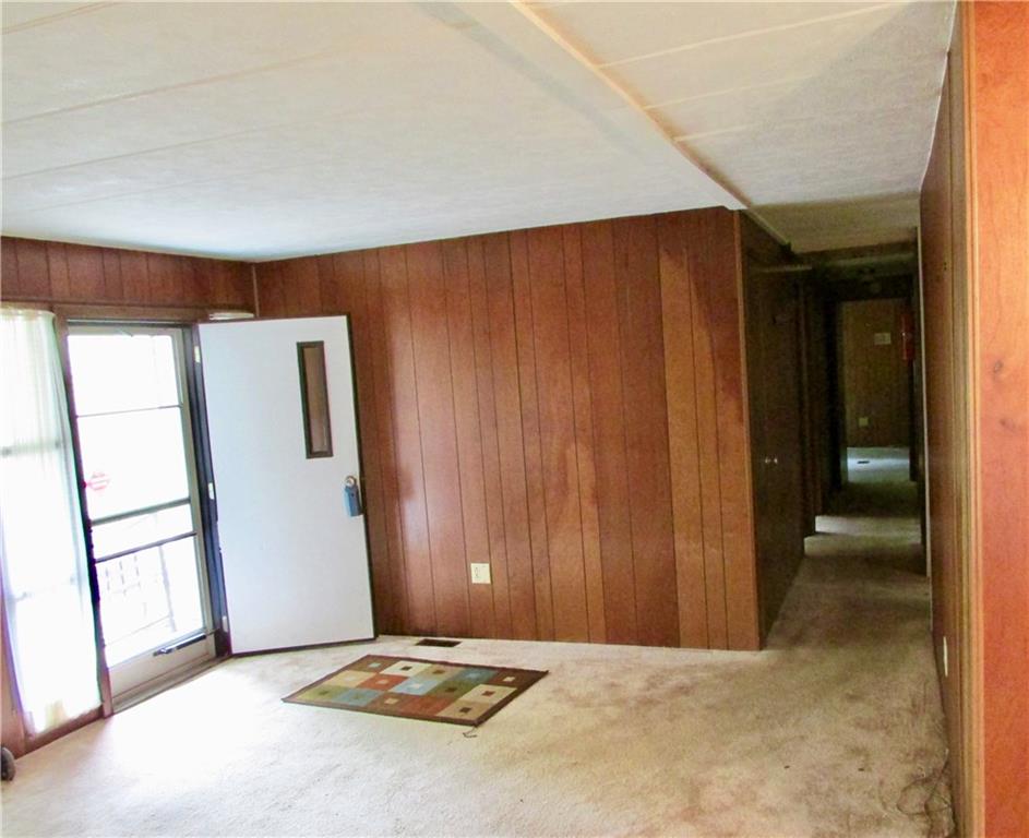 67 Simon Road Cheswick, PA 15024 - Photo 9 of 14