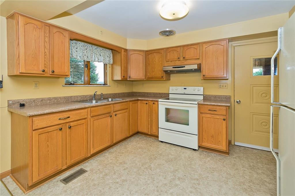 3933 Pittsburgh Road Perryopolis, PA 15473 - Photo 8 of 20