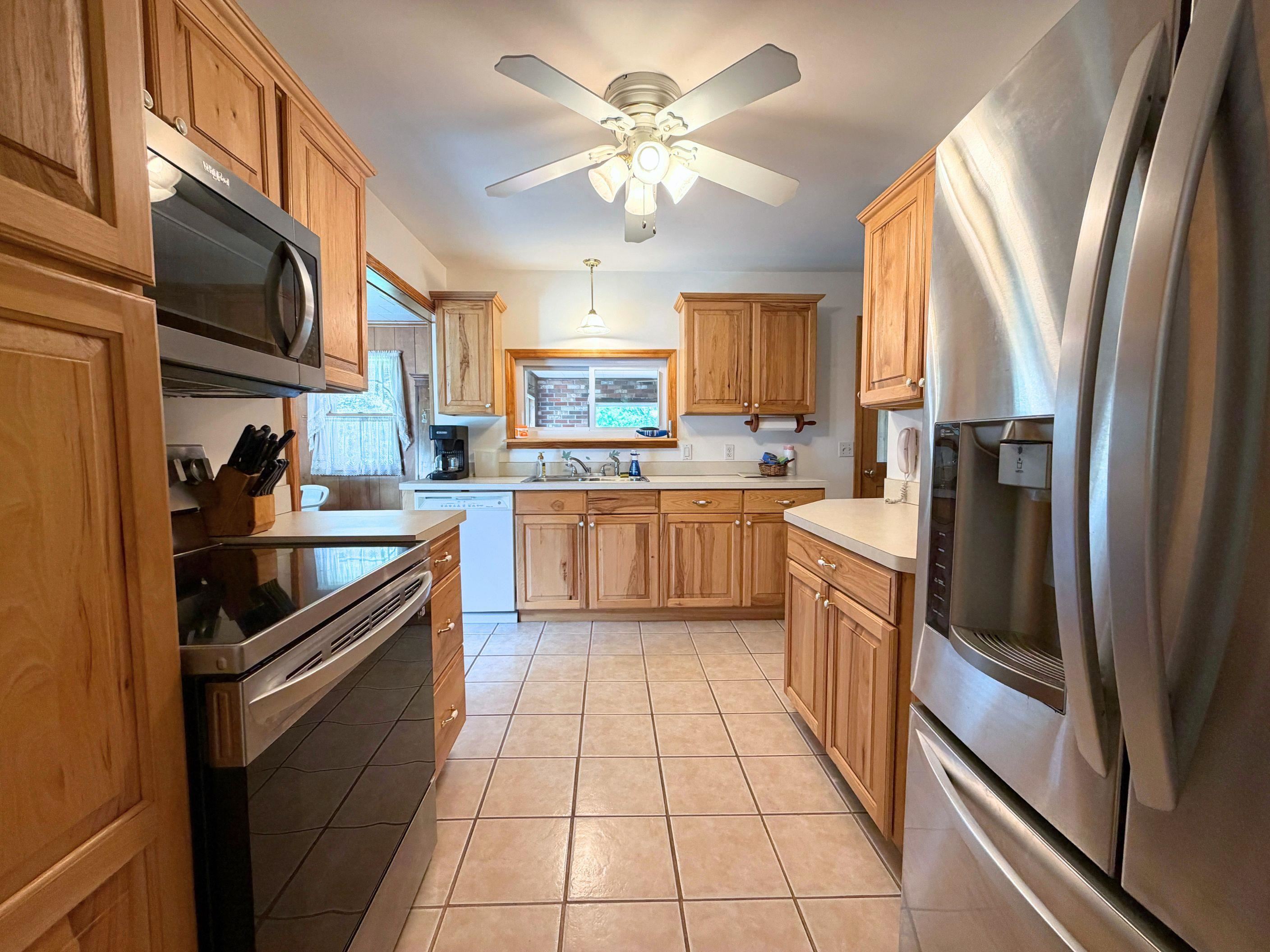 7099 North Henderson Road Davison, MI 48423 - Photo 7 of 55
