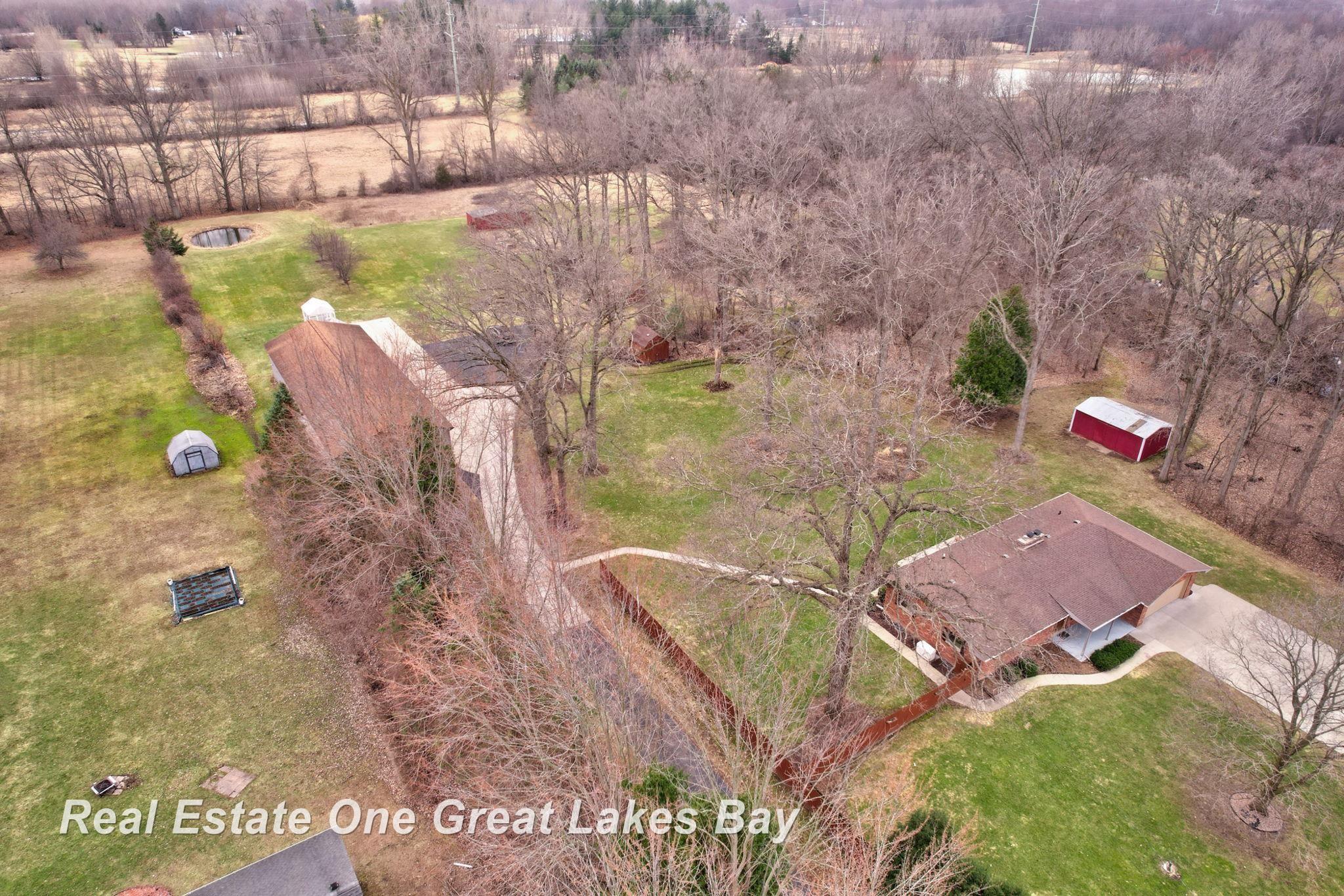 7205 Trinklein Road Saginaw, MI 48609 - Photo 70 of 81 50202618-d3d3dc86-8dcd-46ef-9c02-9c6c48b52fcc.JPG