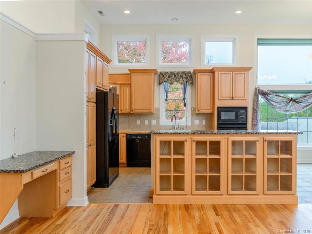 37 Rabbit Ridge Drive Weaverville, NC 28787 - Photo 10 of 46 Gallery Image 10