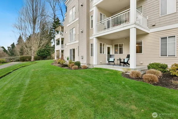 $700,000 | 17432 Bothell Way Northeast, Unit B108, Bothell, WA 98011
