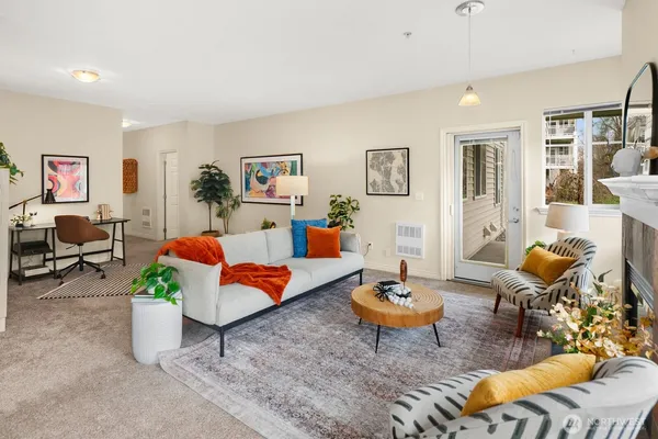 $700,000 | 17432 Bothell Way Northeast, Unit B108, Bothell, WA 98011