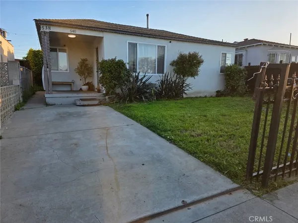 $3,850 | 540 West 111th Street, Los Angeles, CA 90044