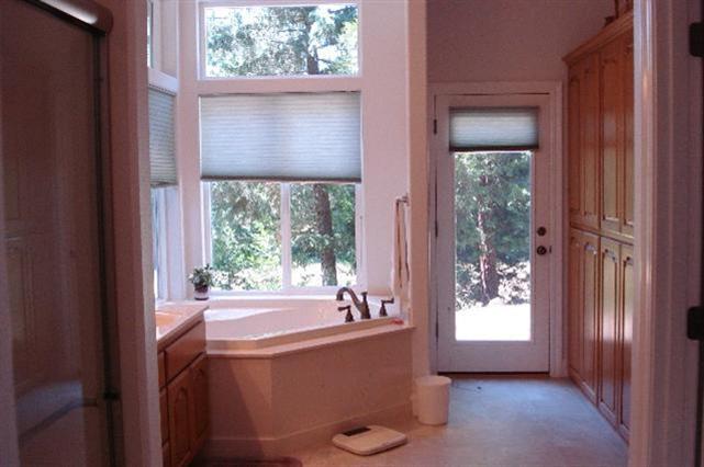 558 Boyer Road Grants Pass, OR 97526 - Photo 9 of 13 Additional Photo