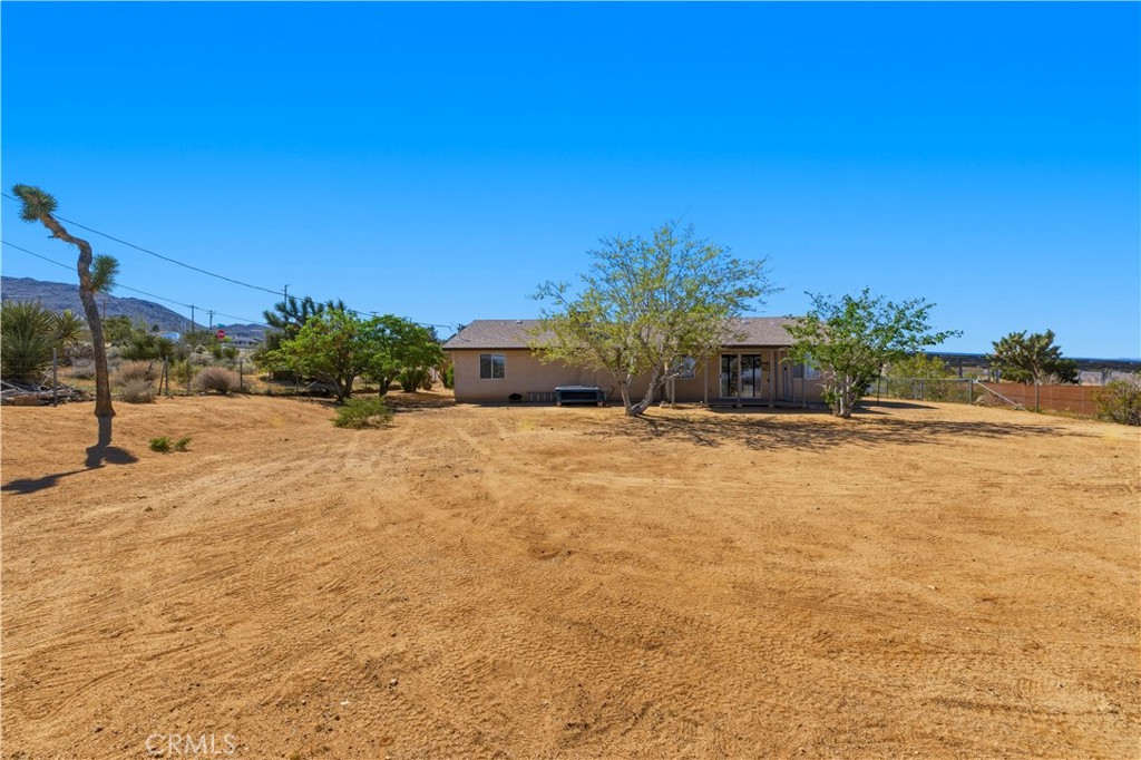 7273 Sunny Vista Road Joshua Tree, CA 92252 - Photo 25 of 37