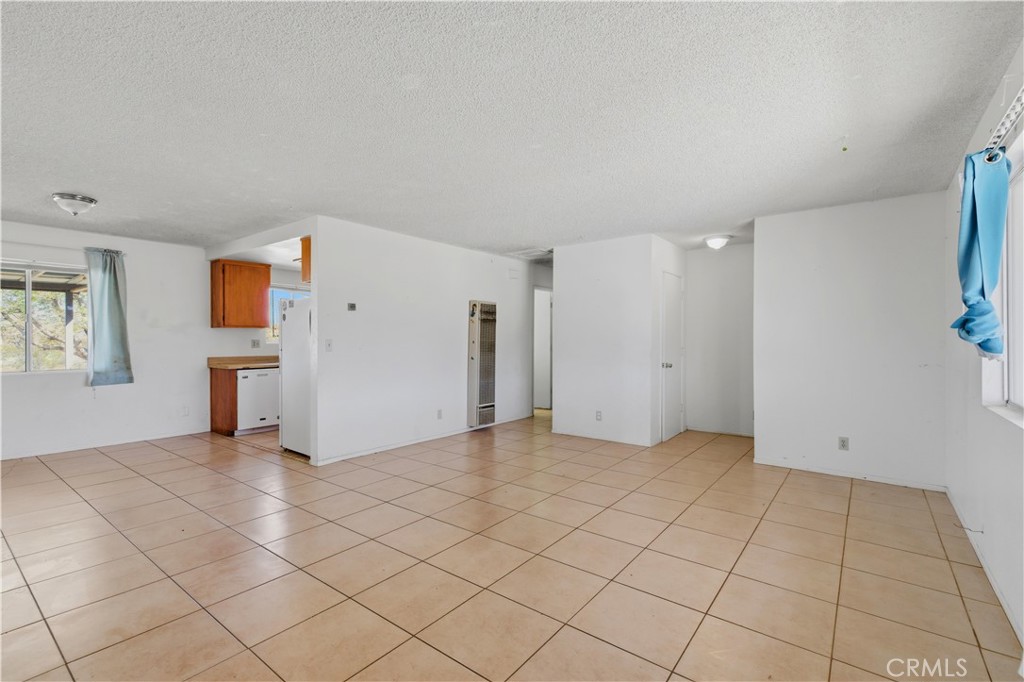 7273 Sunny Vista Road Joshua Tree, CA 92252 - Photo 5 of 37