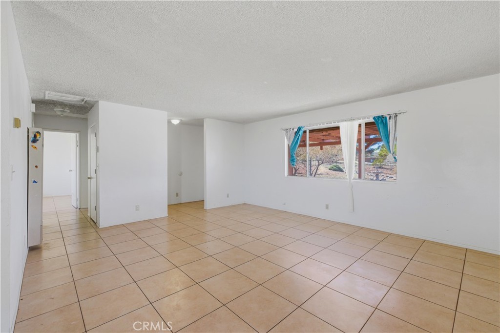 7273 Sunny Vista Road Joshua Tree, CA 92252 - Photo 6 of 37