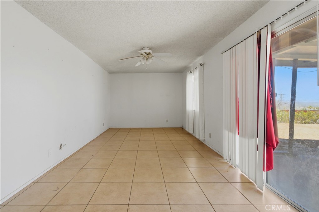 7273 Sunny Vista Road Joshua Tree, CA 92252 - Photo 8 of 37