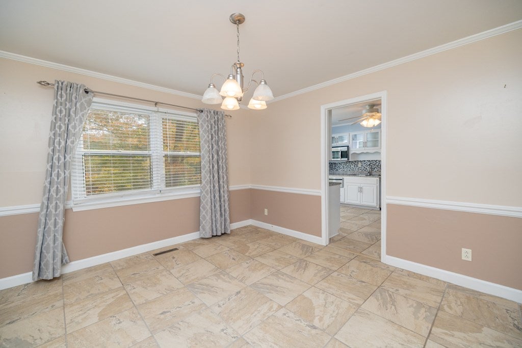 1472 Fowlkes Road Victoria, VA 23974 - Photo 4 of 47 Gallery Image 4