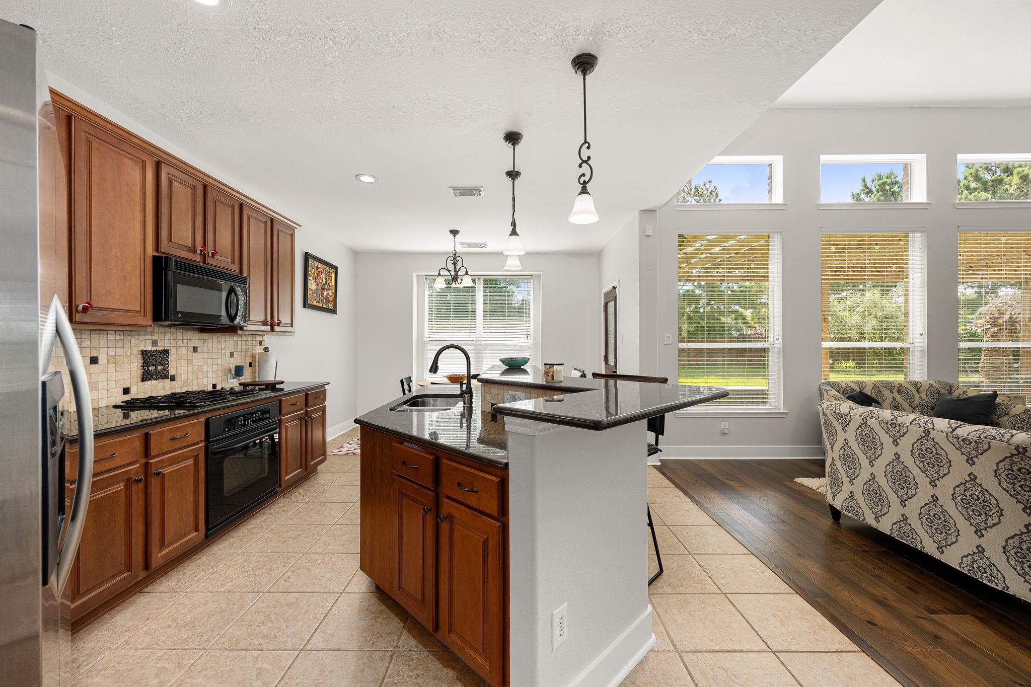 10502 Landsdowne Pointe Drive Spring, TX 77379 - Photo 17 of 46