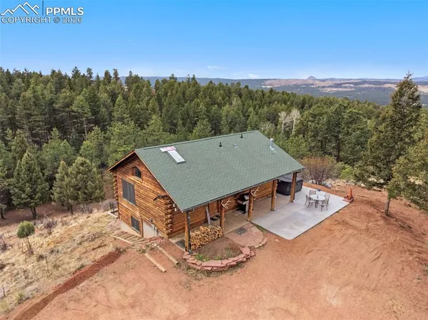 $690,000 | 918 Douglas Fir Drive, Woodland Park, CO 80863