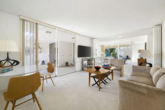 $9,500 | 157 Desert Lakes Drive, Palm Springs, CA 92264