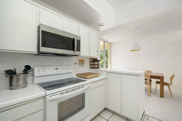 $9,500 | 157 Desert Lakes Drive, Palm Springs, CA 92264