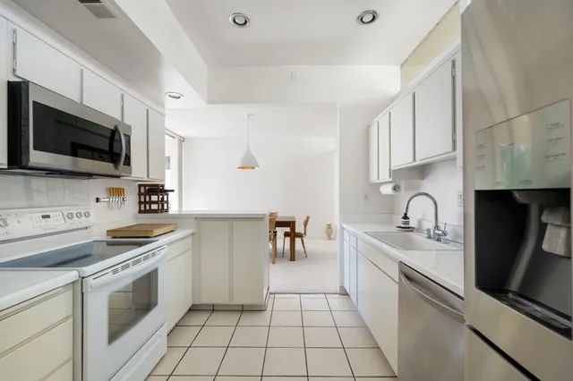 $9,500 | 157 Desert Lakes Drive, Palm Springs, CA 92264