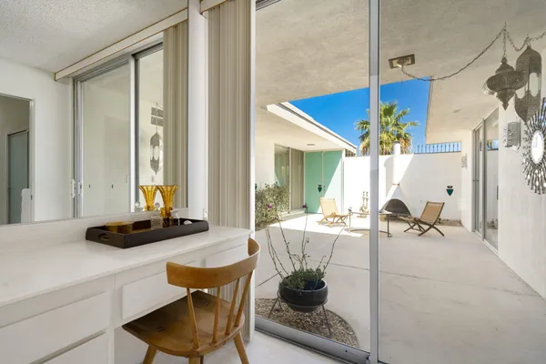 $9,500 | 157 Desert Lakes Drive, Palm Springs, CA 92264