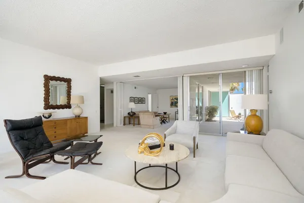 $9,500 | 157 Desert Lakes Drive, Palm Springs, CA 92264