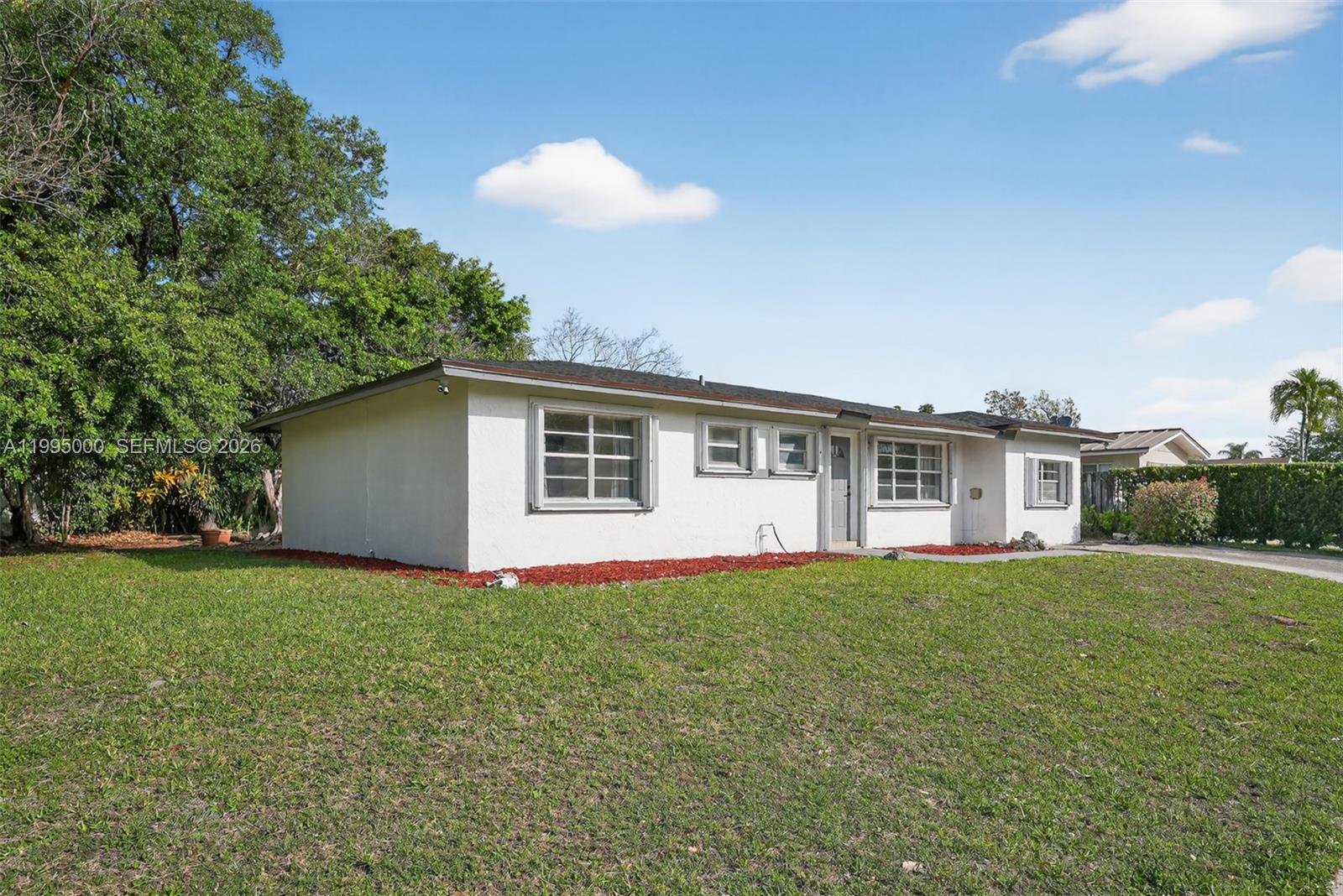 11550 Southwest 112th Avenue Miami, FL 33176 - Photo 1 of 16