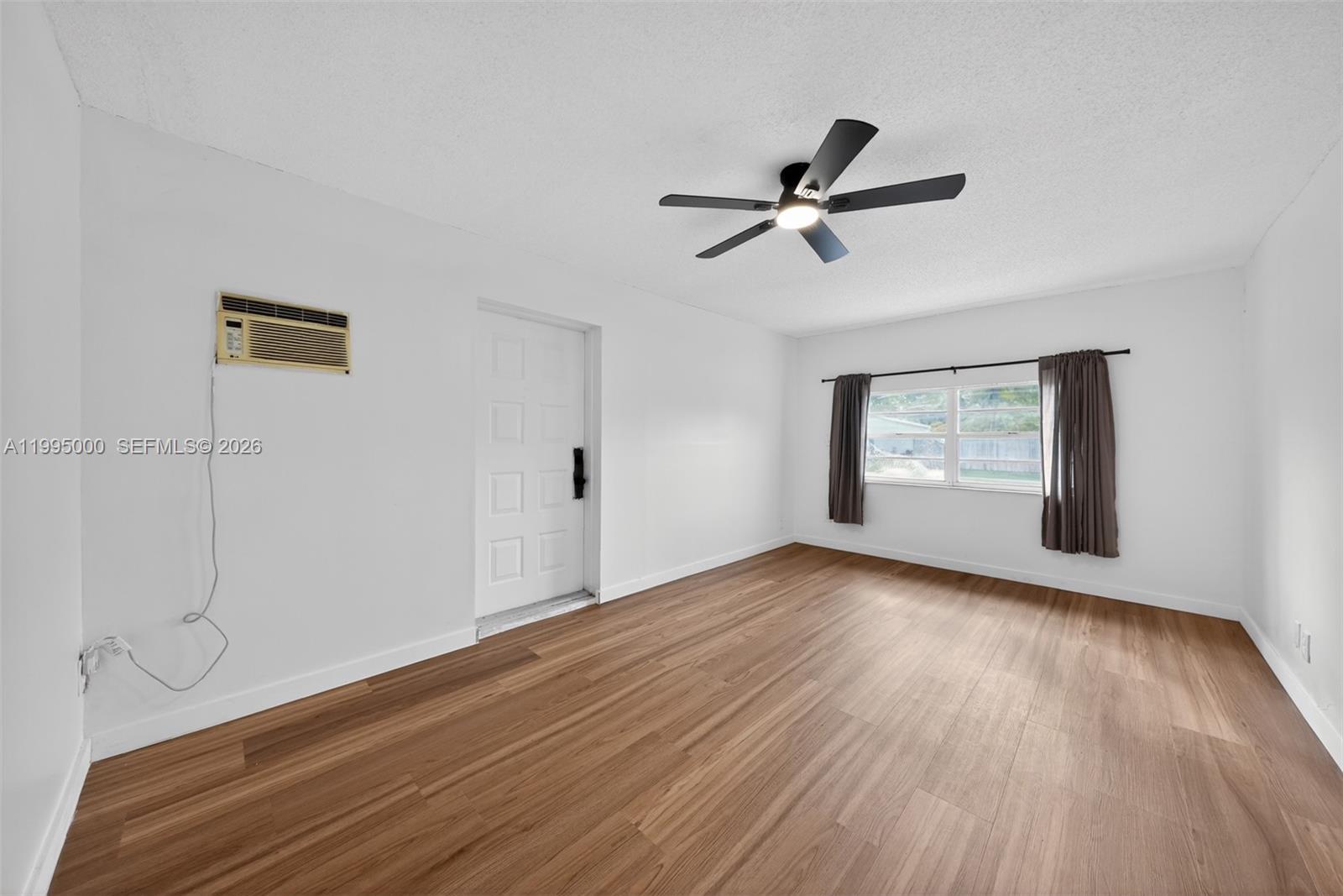 11550 Southwest 112th Avenue Miami, FL 33176 - Photo 5 of 16